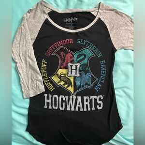 Warner Bros. Hogwarts Crest Kids Long Sleeve Tee - Black and Gray